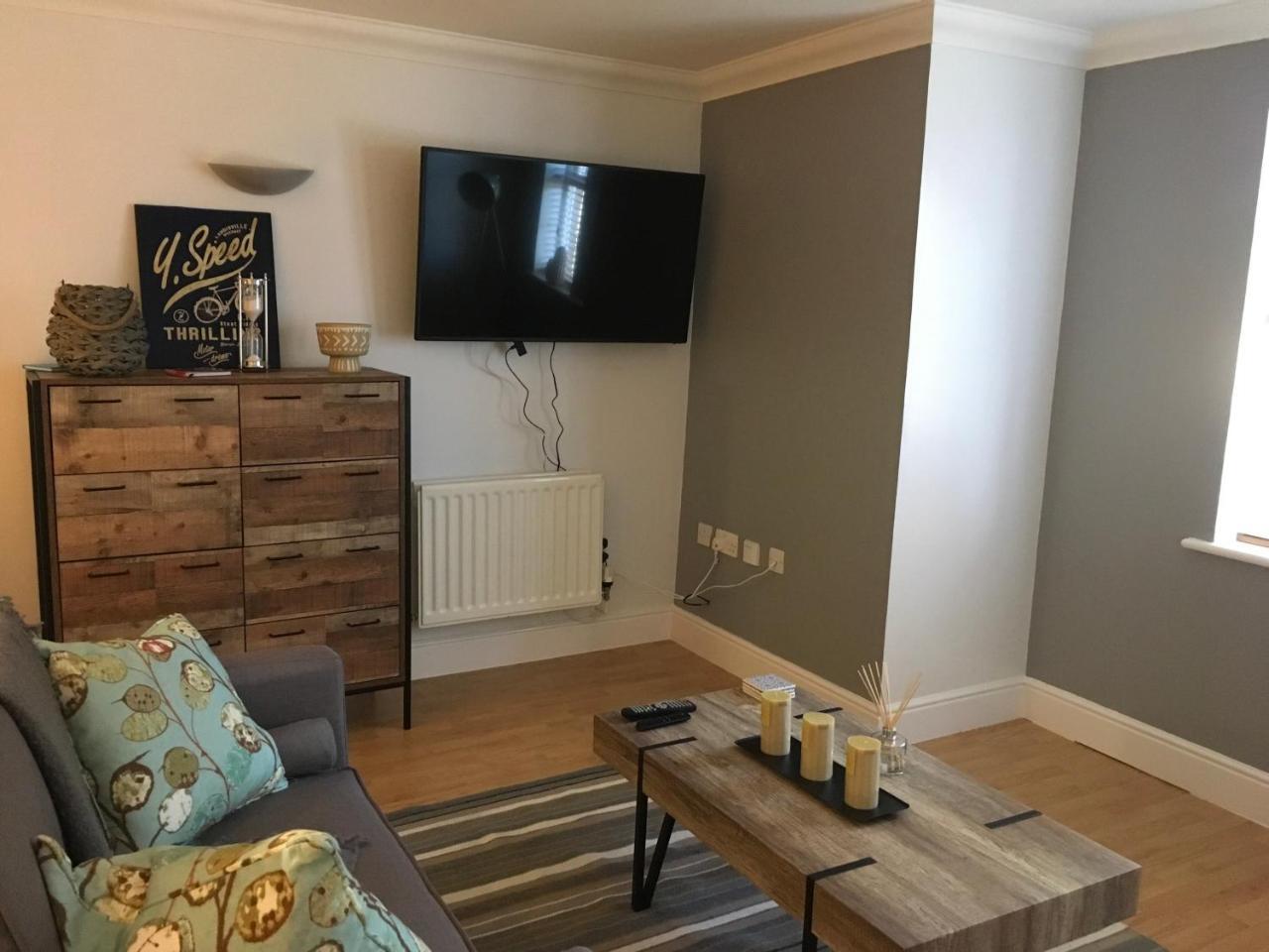 Godwin Court 21 Apartment Swindon Bagian luar foto