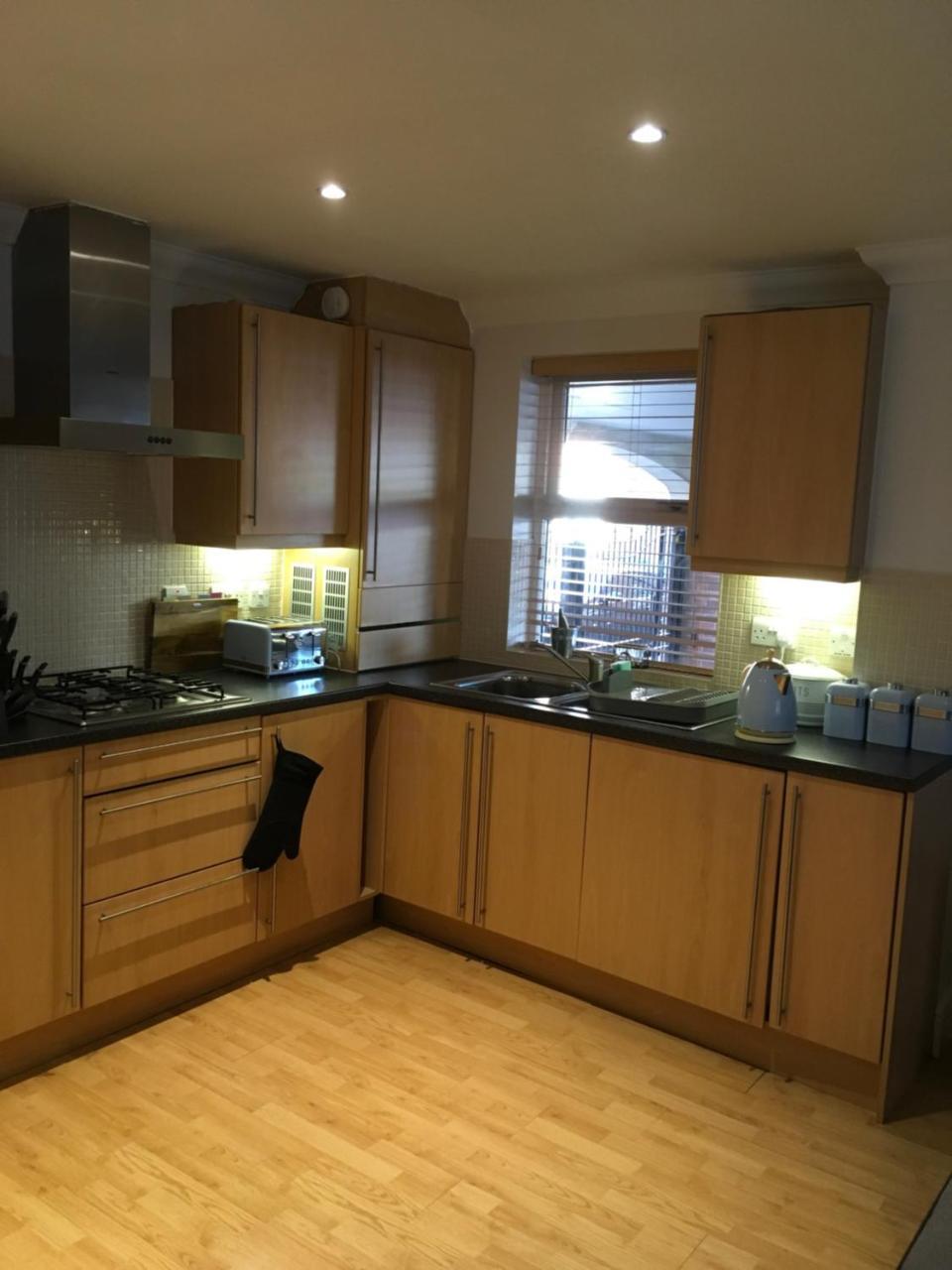 Godwin Court 21 Apartment Swindon Bagian luar foto
