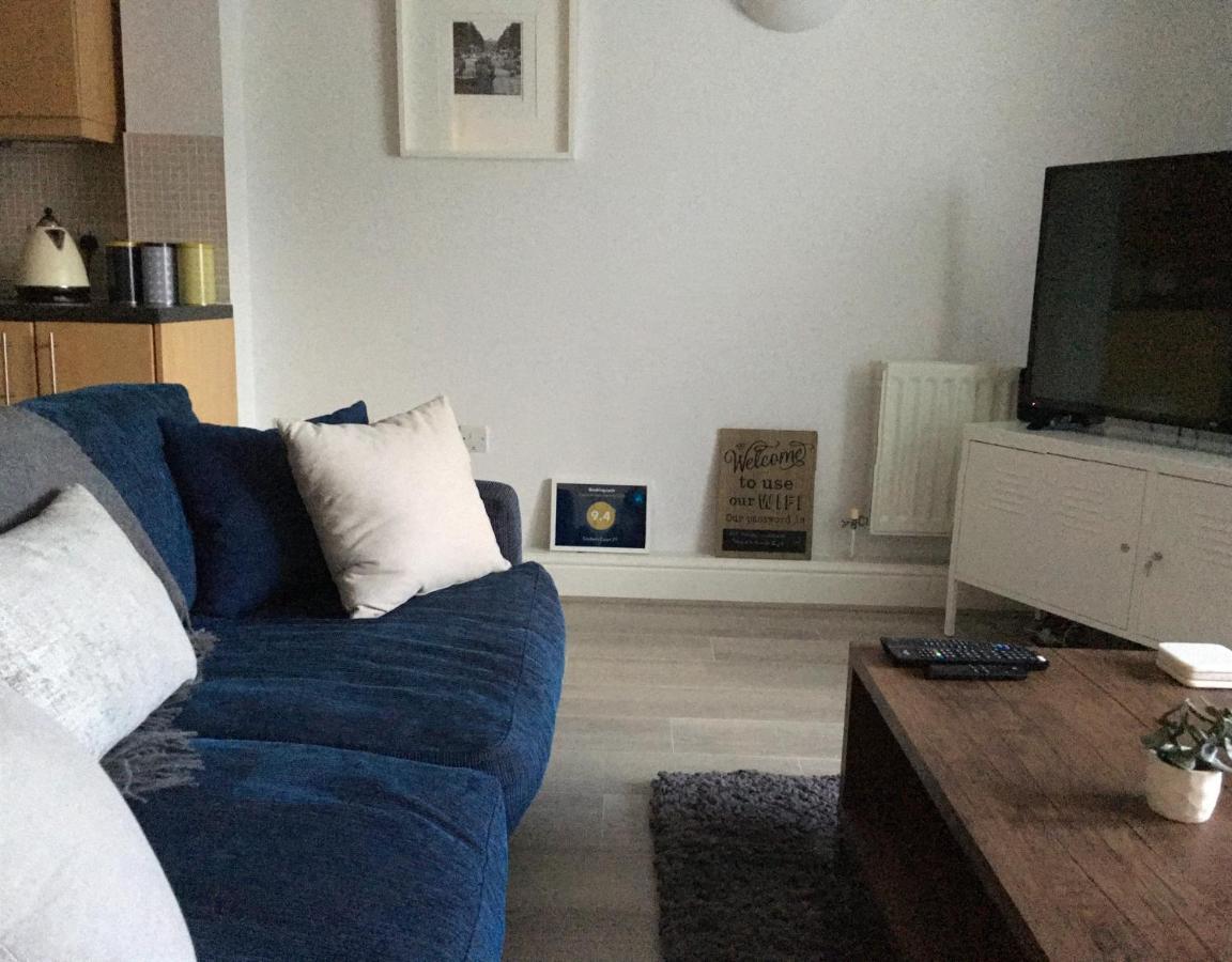 Godwin Court 21 Apartment Swindon Bagian luar foto