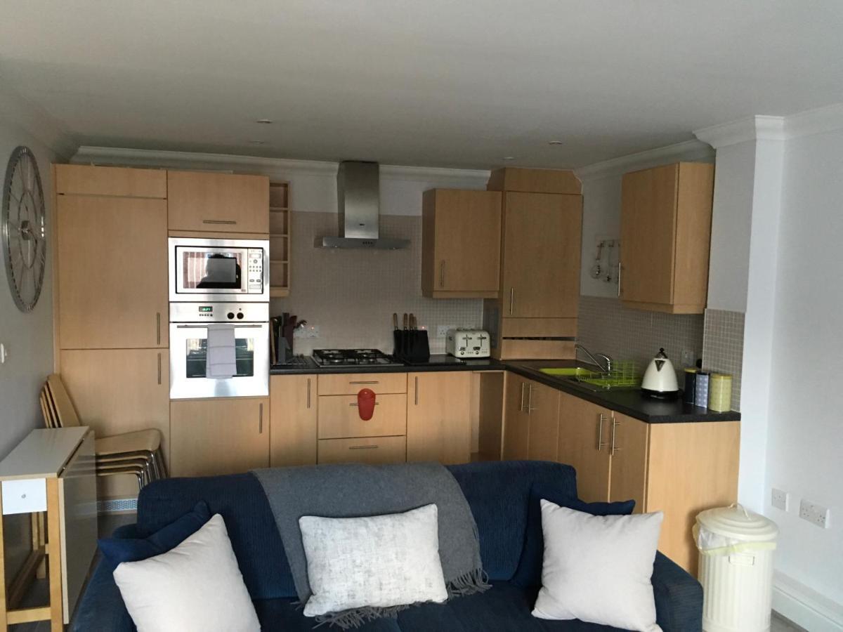 Godwin Court 21 Apartment Swindon Bagian luar foto