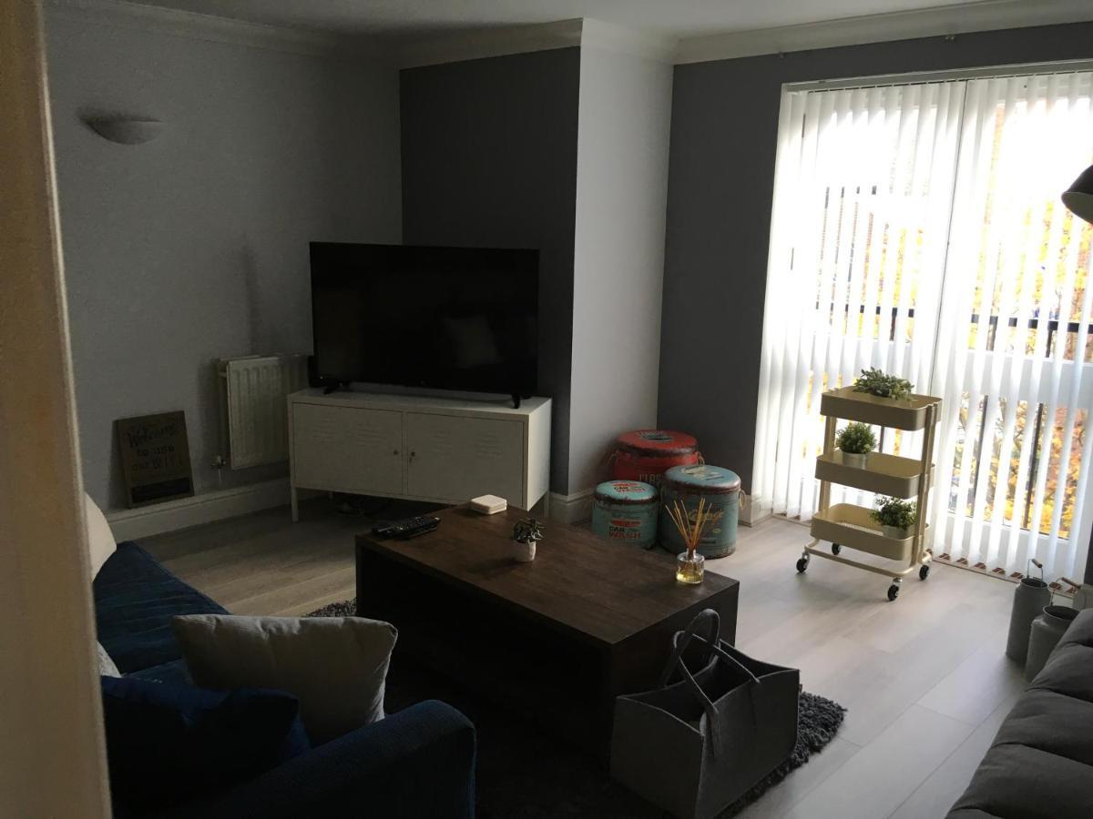 Godwin Court 21 Apartment Swindon Bagian luar foto